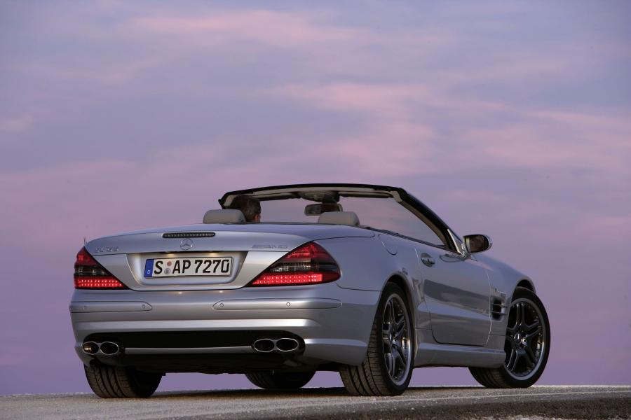  Mercedes-Benz SL65 AMG 2006 года  (фото 11 из 28)